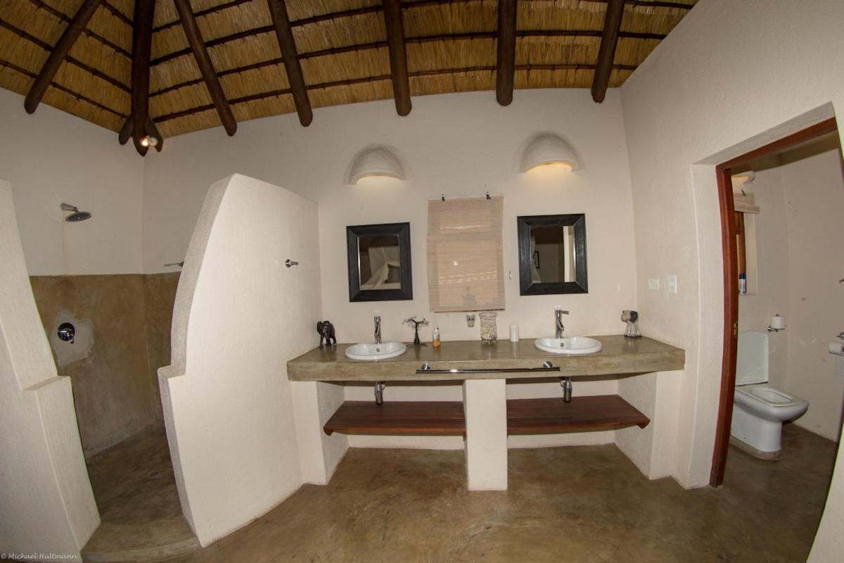 Stunning Mountain Views From A 3-Bedroom Home With Pool Hoedspruit Ngoại thất bức ảnh